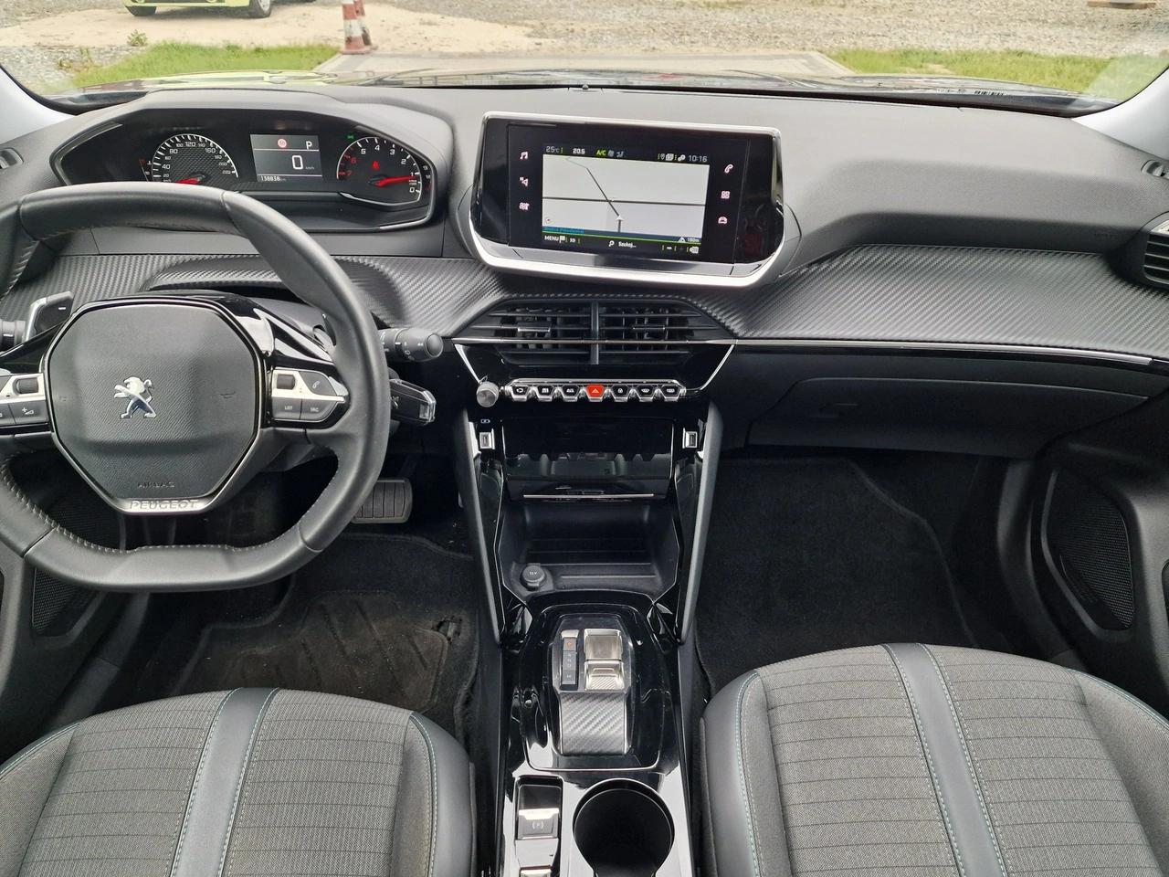 Peugeot 2008 - Zdjęcie 26