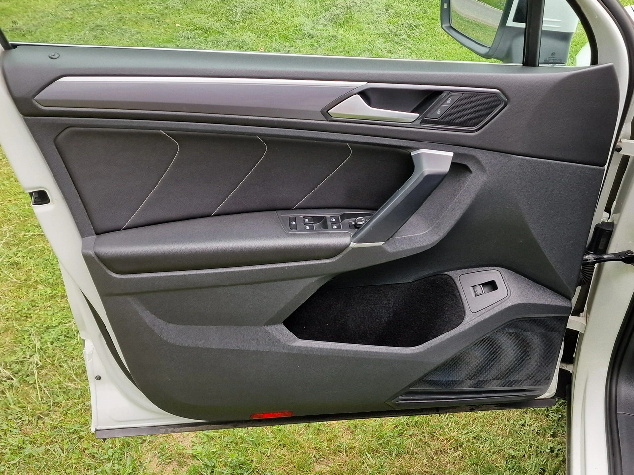 Volkswagen Tiguan - Zdjęcie 17