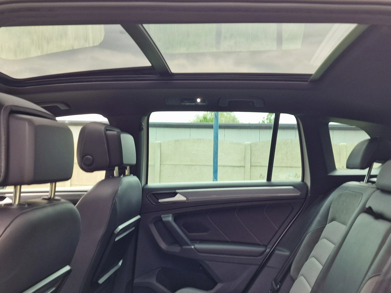 Volkswagen Tiguan - Zdjęcie 19