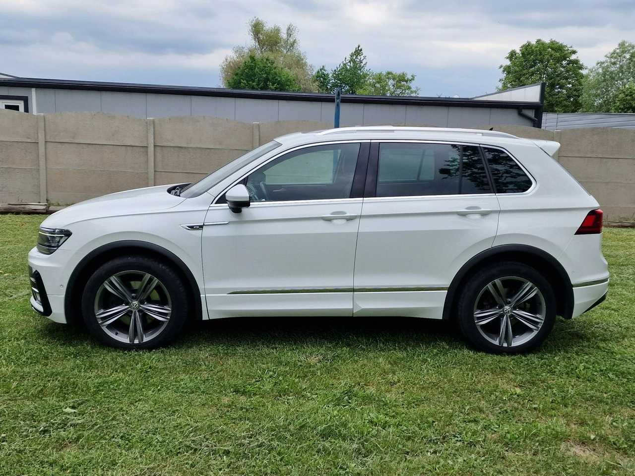 Volkswagen Tiguan - Zdjęcie 2