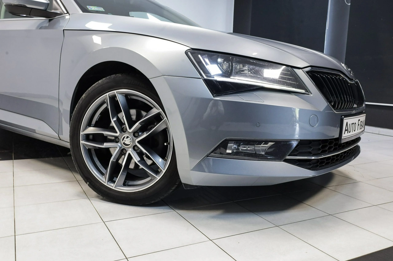 Skoda Superb - Zdjęcie 5