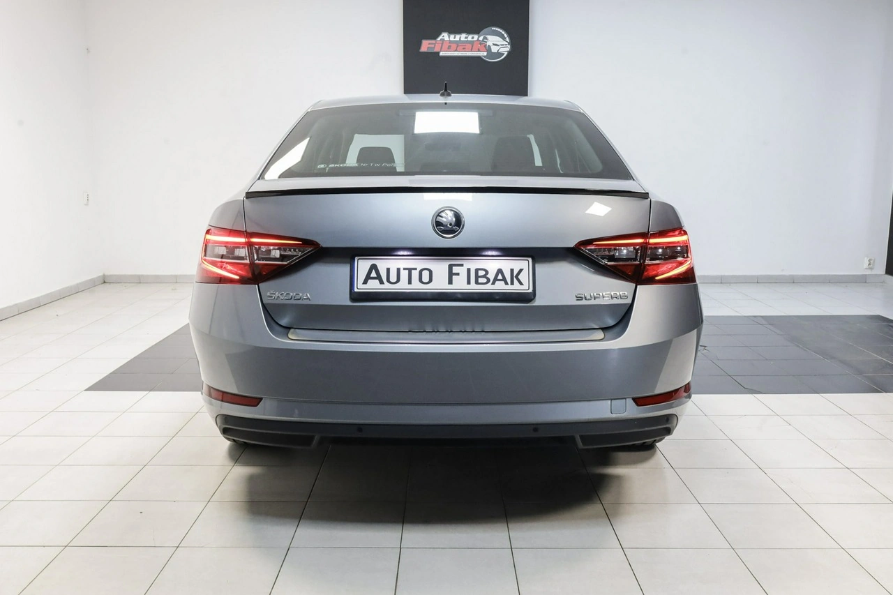 Skoda Superb - Zdjęcie 6