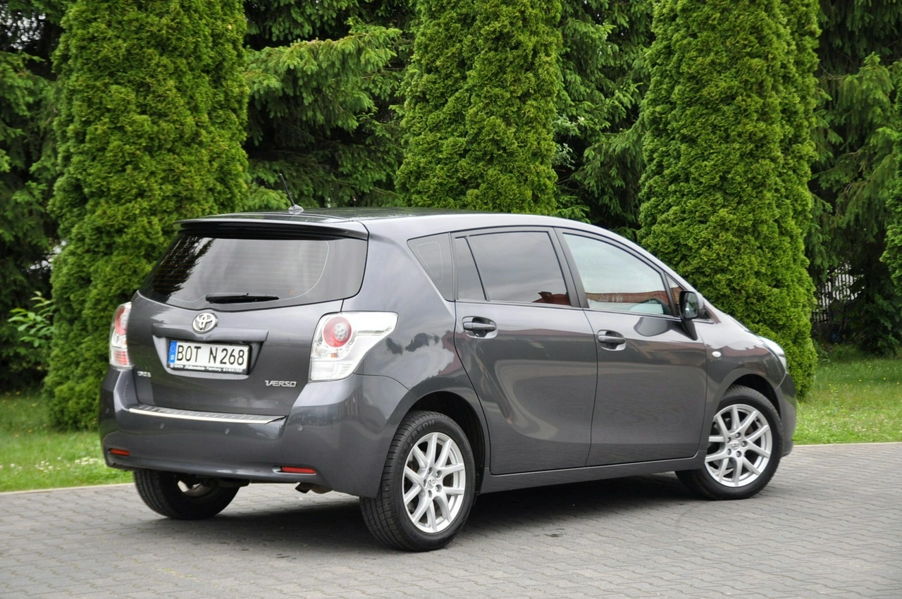 Toyota Verso - Zdjęcie 4