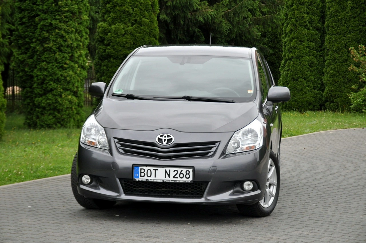 Toyota Verso - Zdjęcie 7