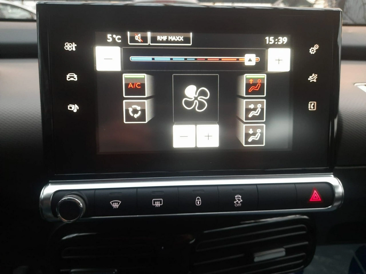 Citroën C4 Cactus - Zdjęcie 29