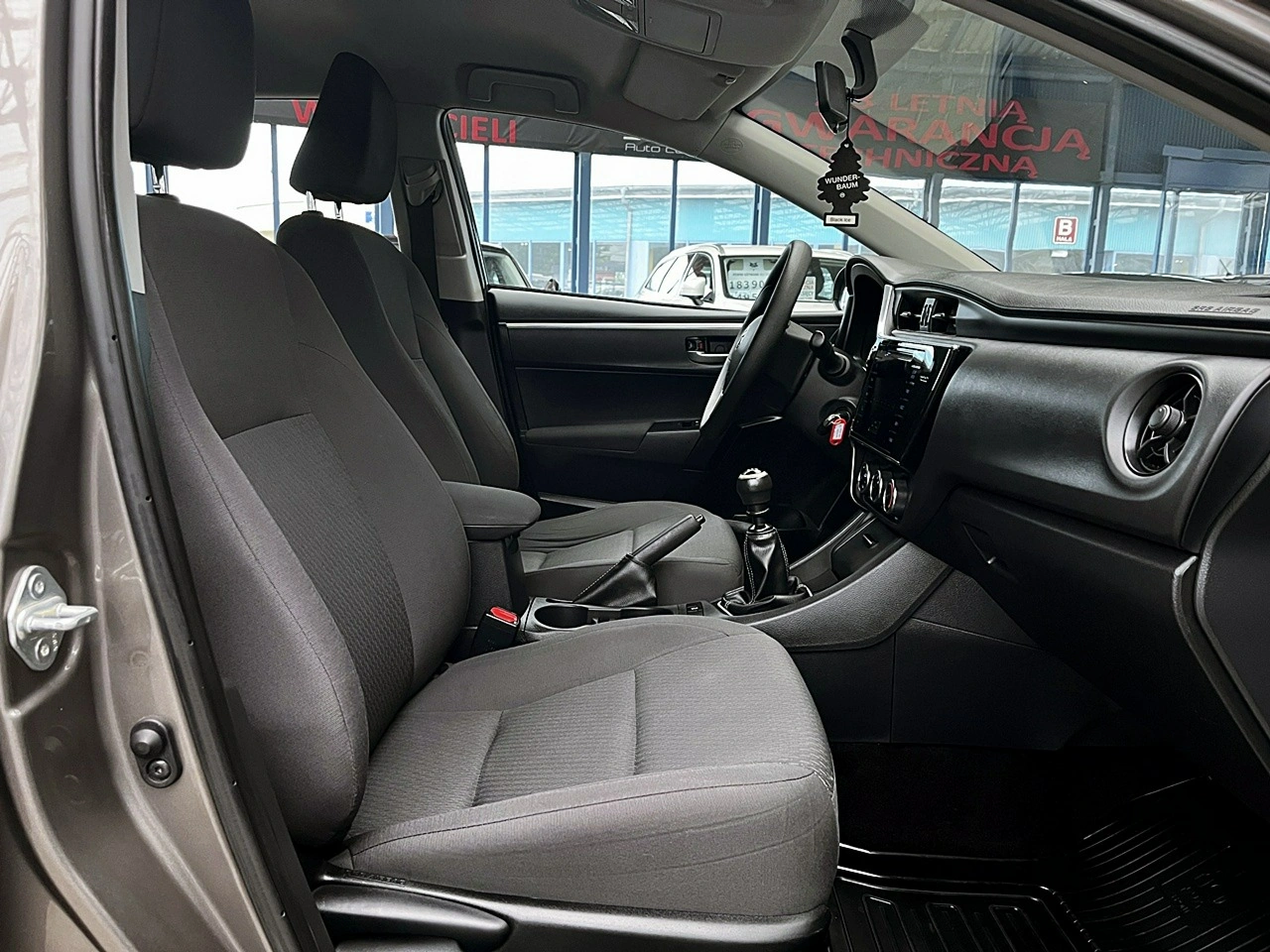 Toyota Corolla - Zdjęcie 10