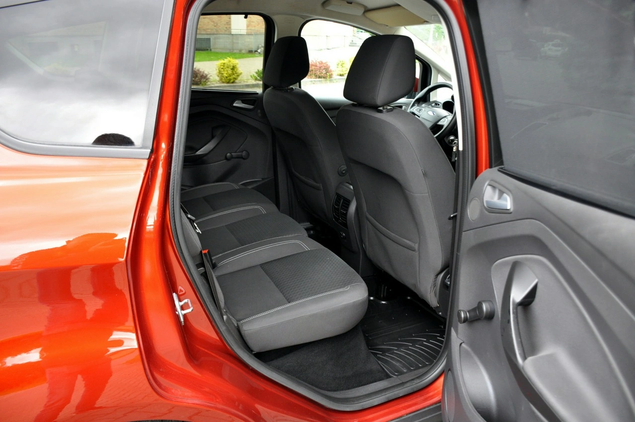 Ford C-MAX - Zdjęcie 18