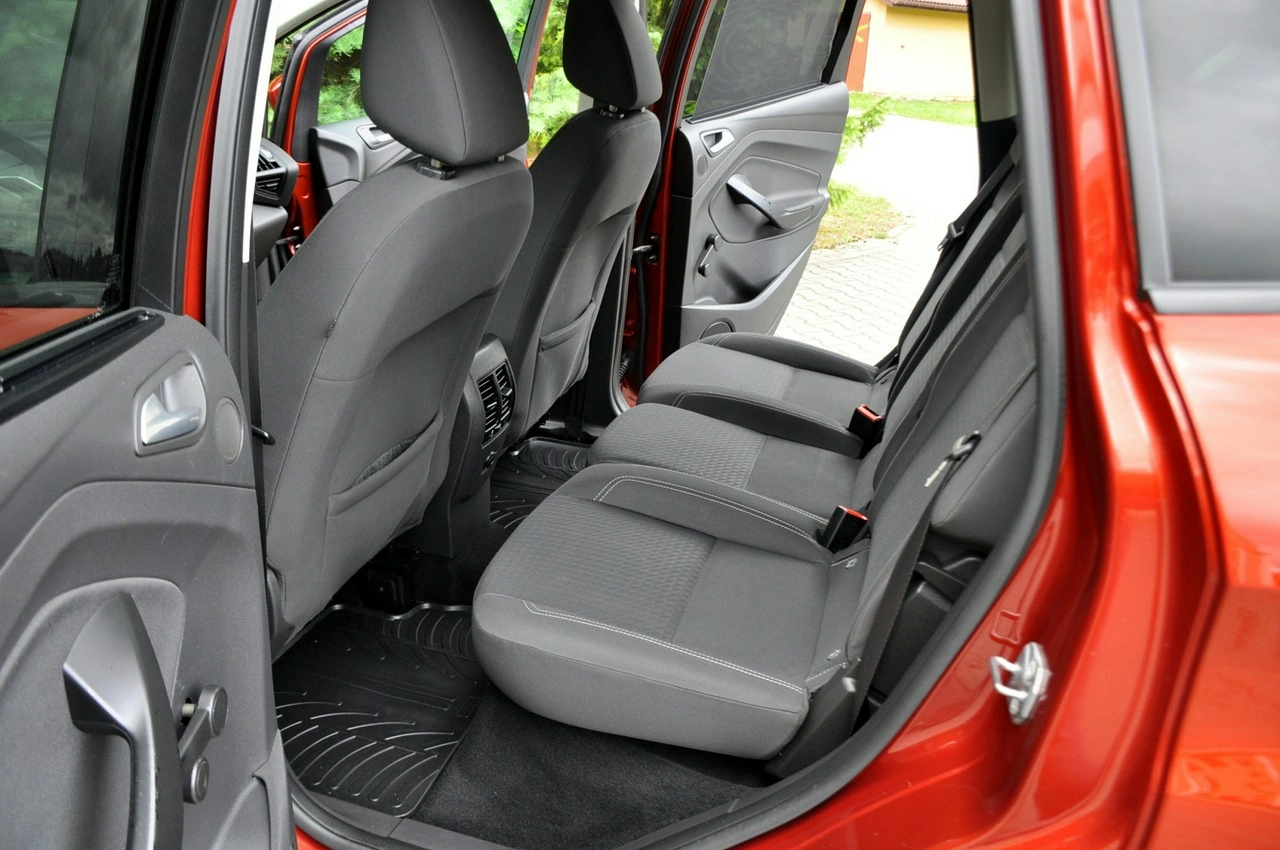 Ford C-MAX - Zdjęcie 20