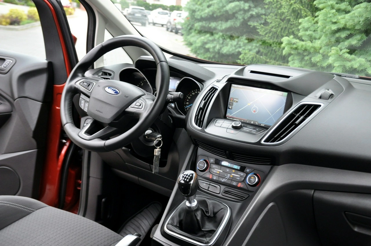 Ford C-MAX - Zdjęcie 25