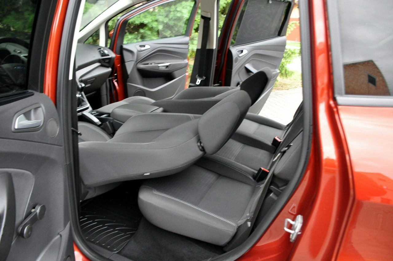 Ford C-MAX - Zdjęcie 27