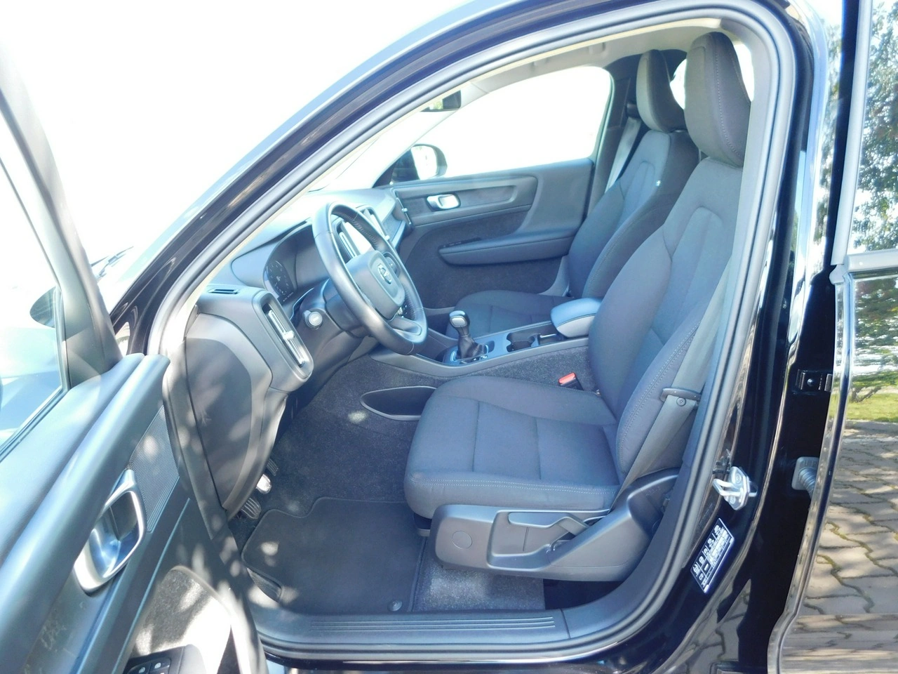 Volvo XC 40 - Zdjęcie 10