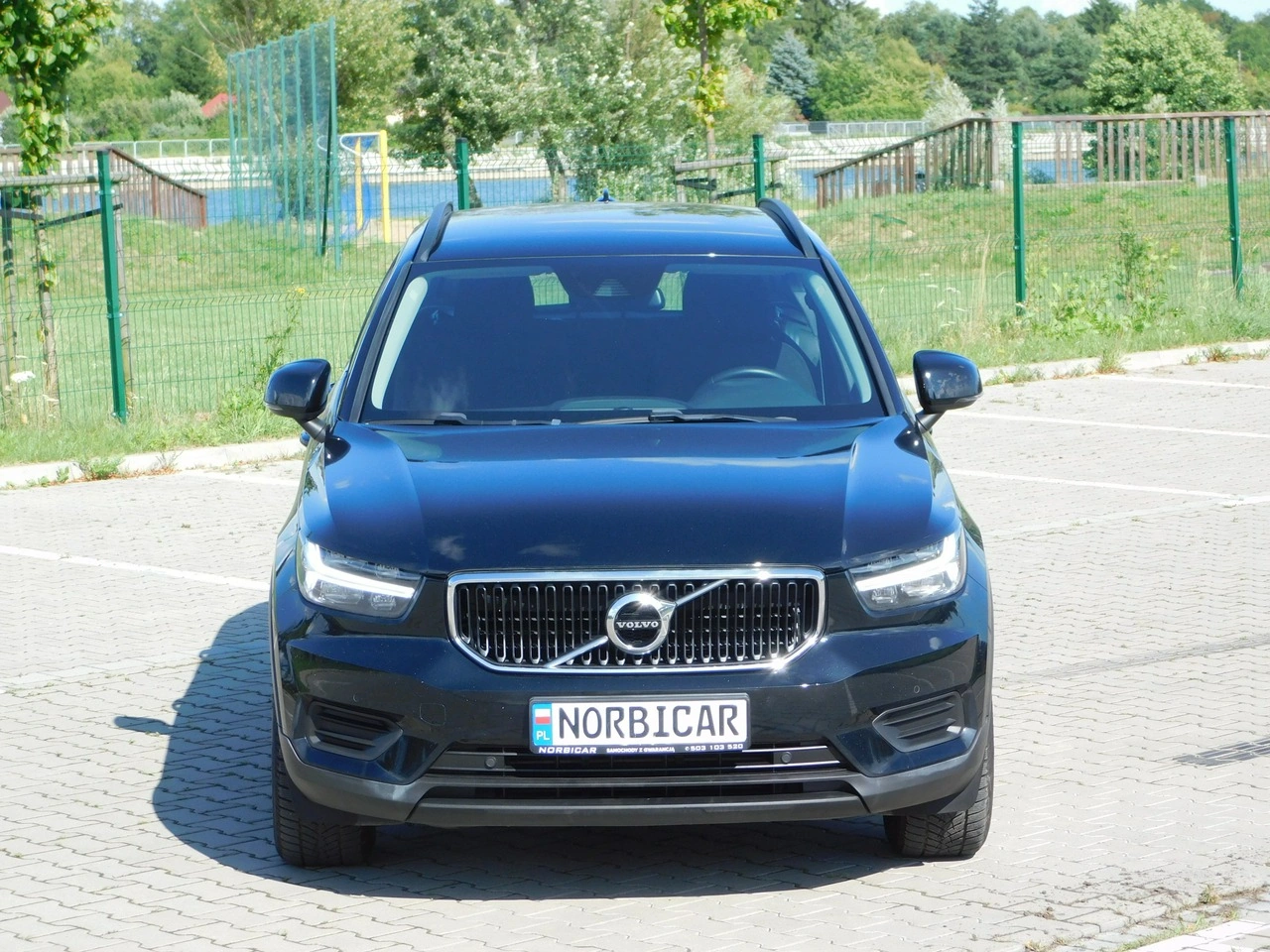 Volvo XC 40 - Zdjęcie 13