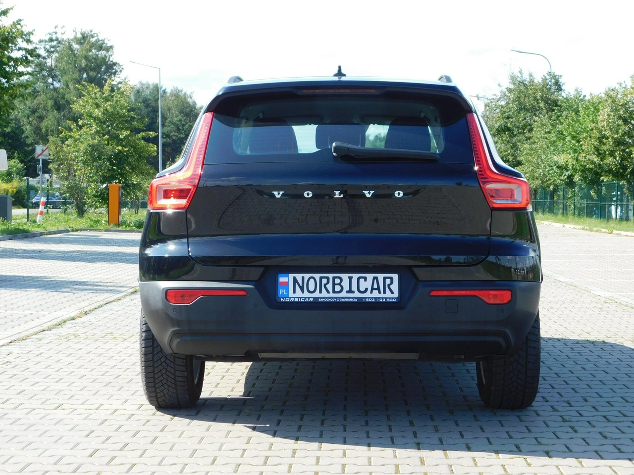 Volvo XC 40 - Zdjęcie 15