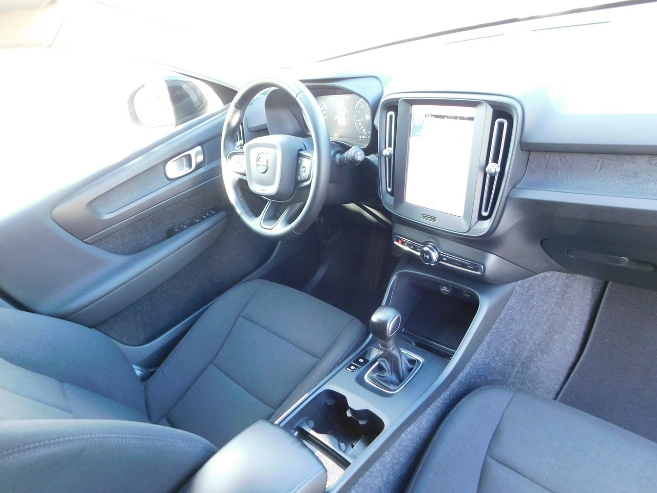 Volvo XC 40 - Zdjęcie 4