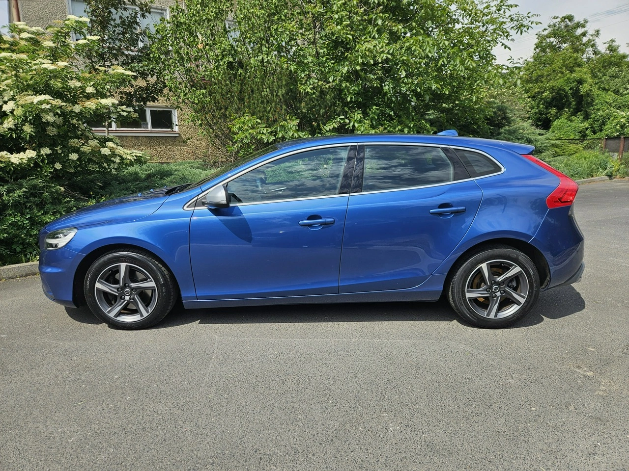 Volvo V40 - Zdjęcie 1