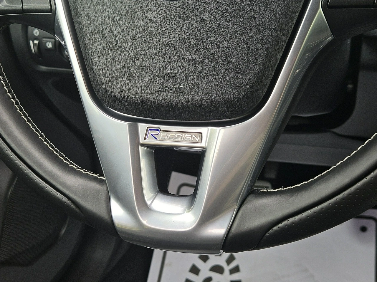 Volvo V40 - Zdjęcie 29