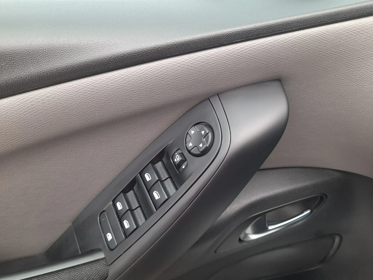 Citroën C4 Picasso - Zdjęcie 21