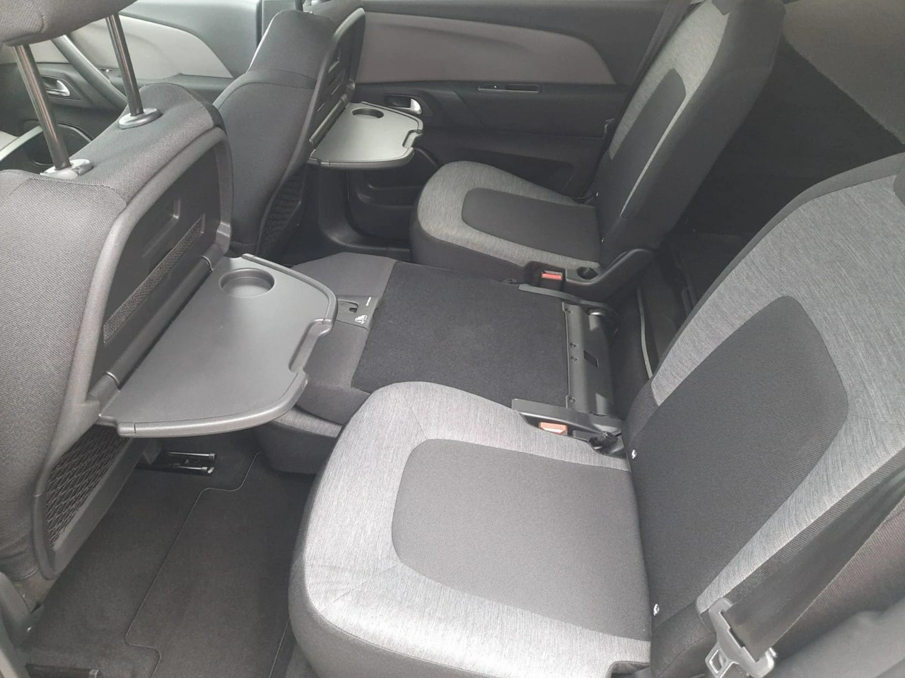 Citroën C4 Picasso - Zdjęcie 25