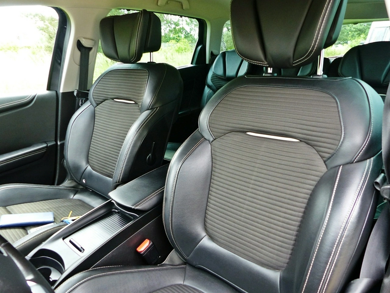 Renault Grand Scenic - Zdjęcie 18