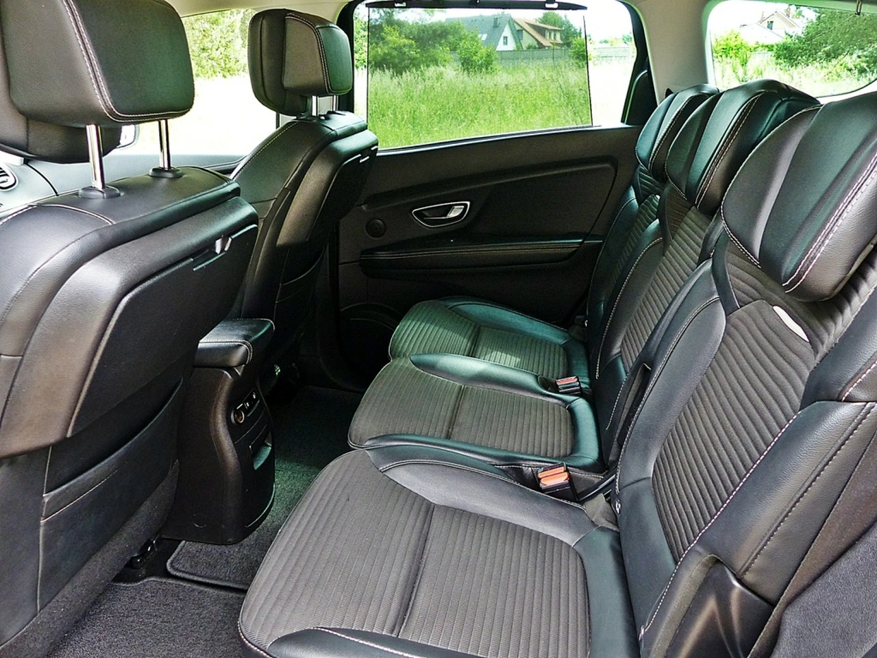 Renault Grand Scenic - Zdjęcie 20