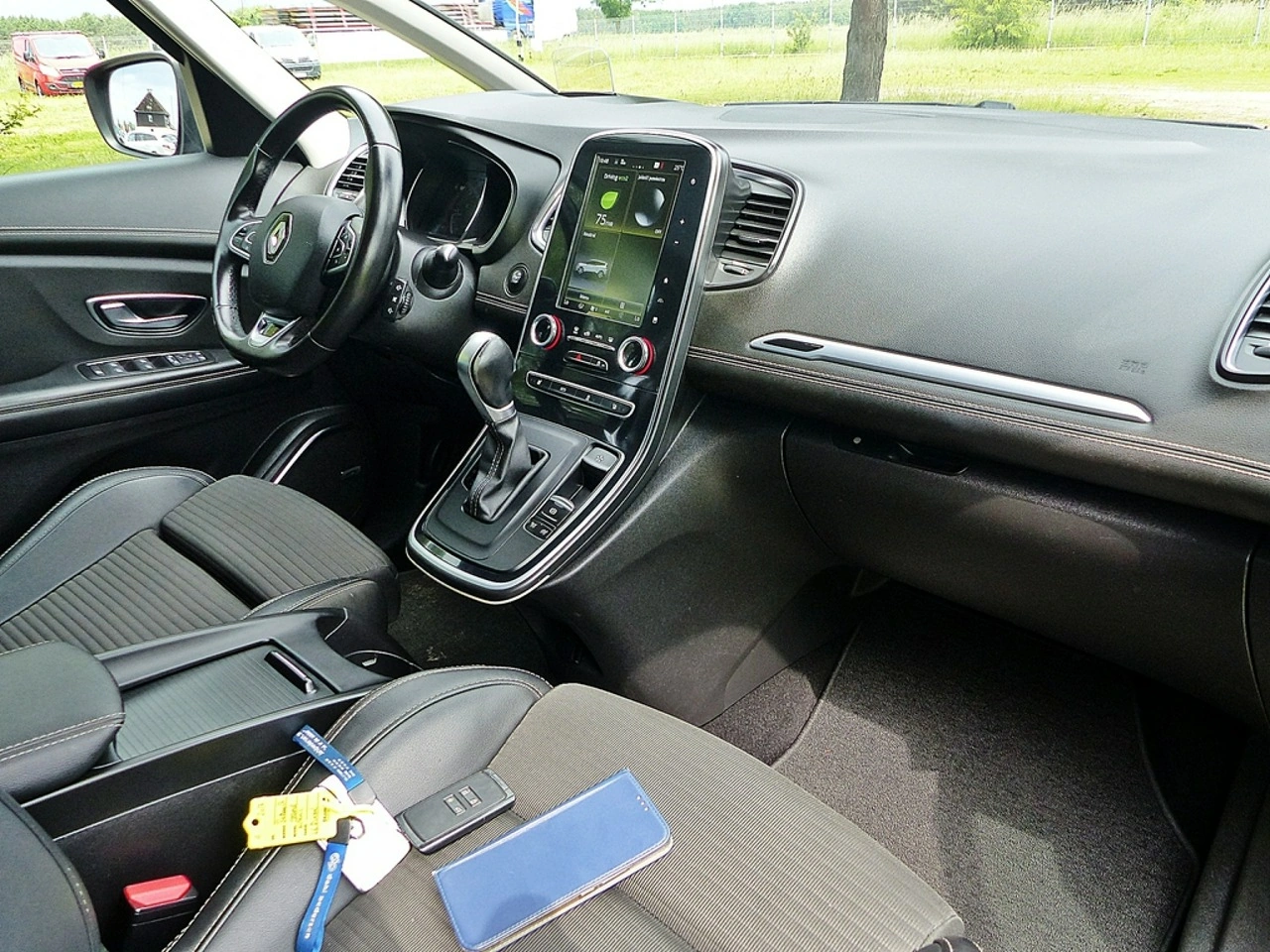 Renault Grand Scenic - Zdjęcie 23