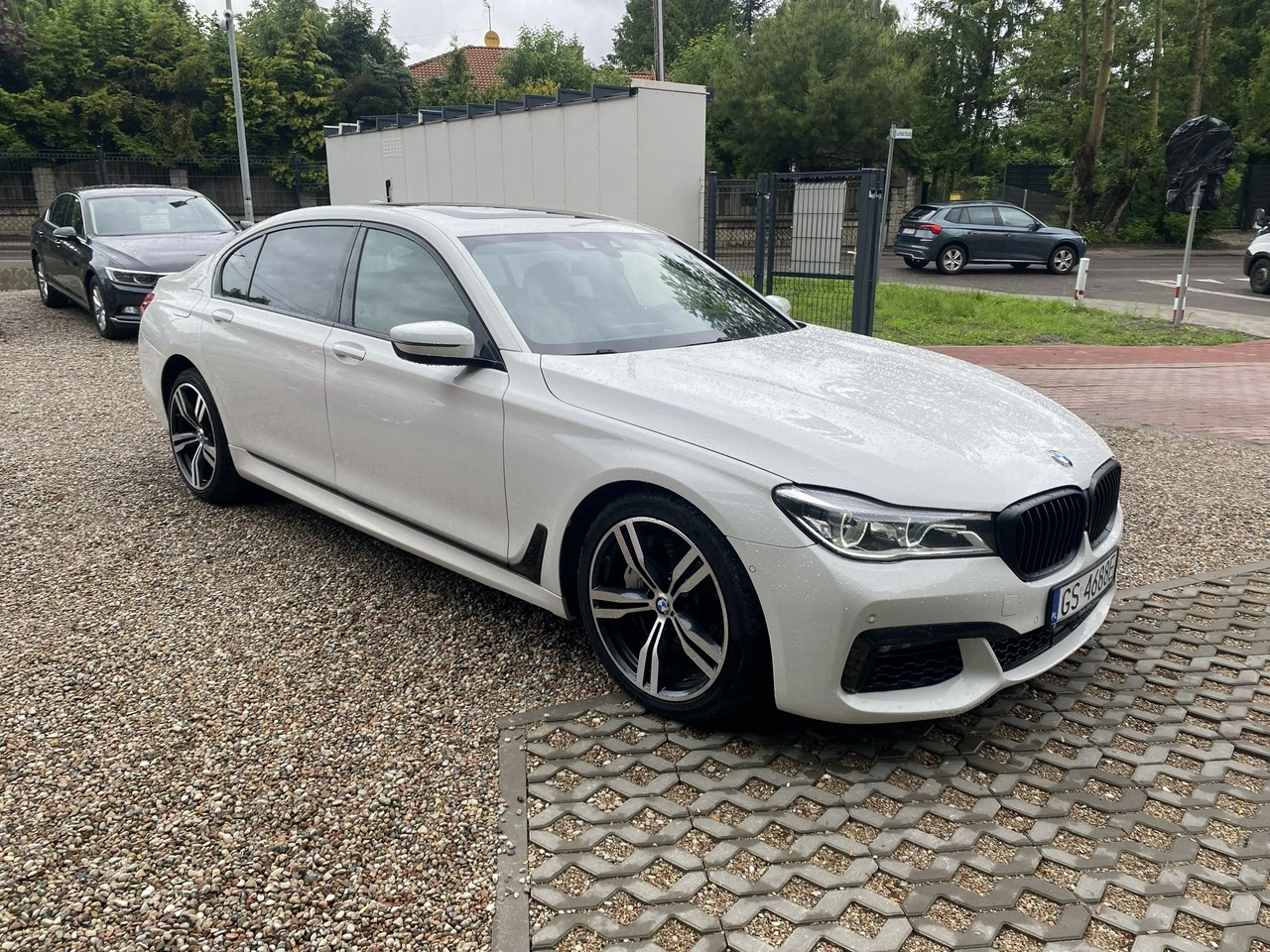 BMW 750 - Zdjęcie 3
