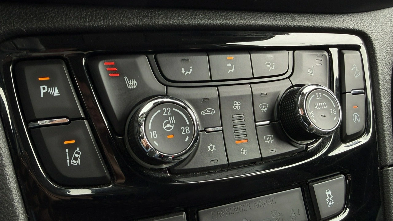 Opel Mokka X - Zdjęcie 35