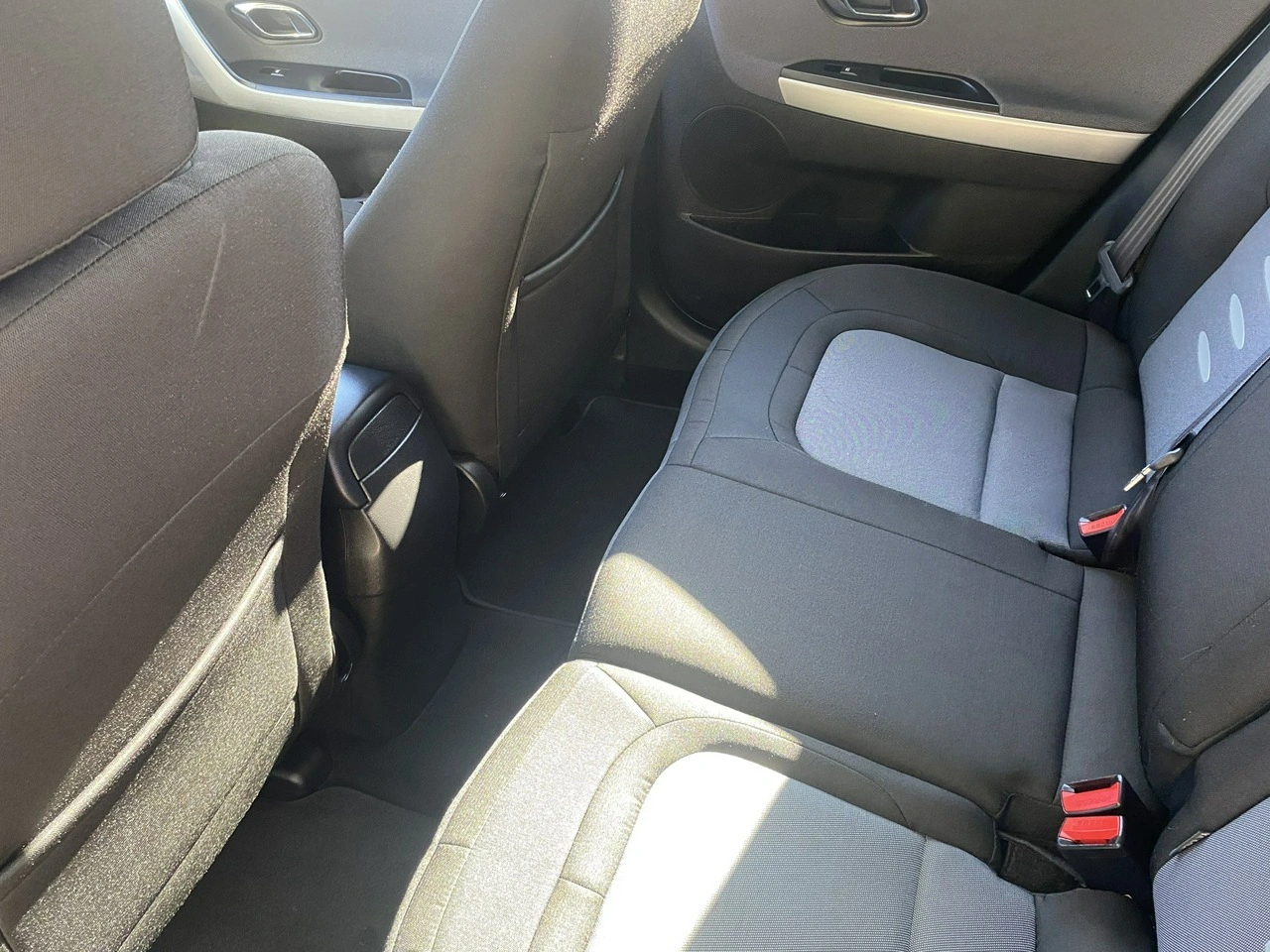 Kia Ceed - Zdjęcie 11