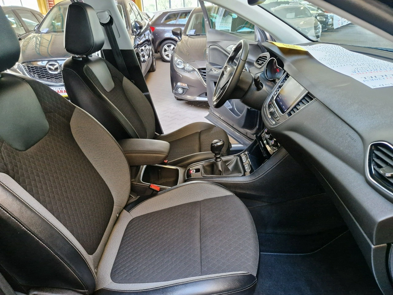 Opel Grandland X - Zdjęcie 21