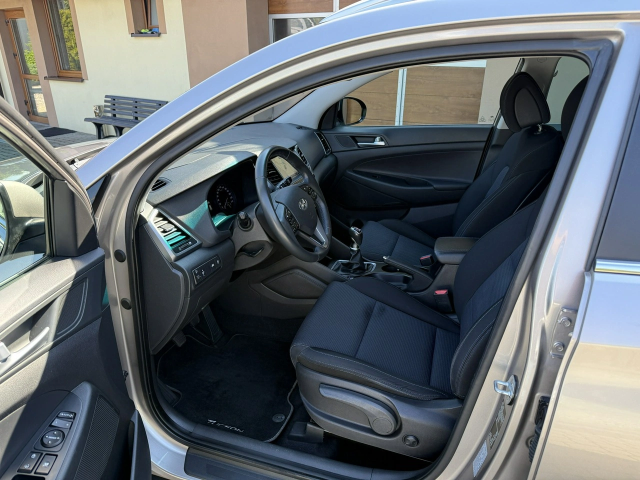 Hyundai Tucson - Zdjęcie 20