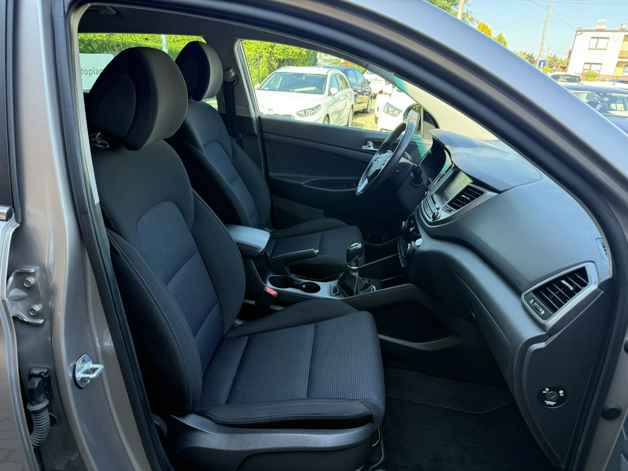 Hyundai Tucson - Zdjęcie 21