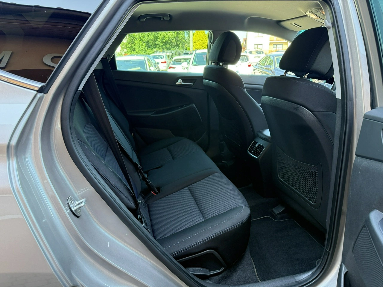 Hyundai Tucson - Zdjęcie 24