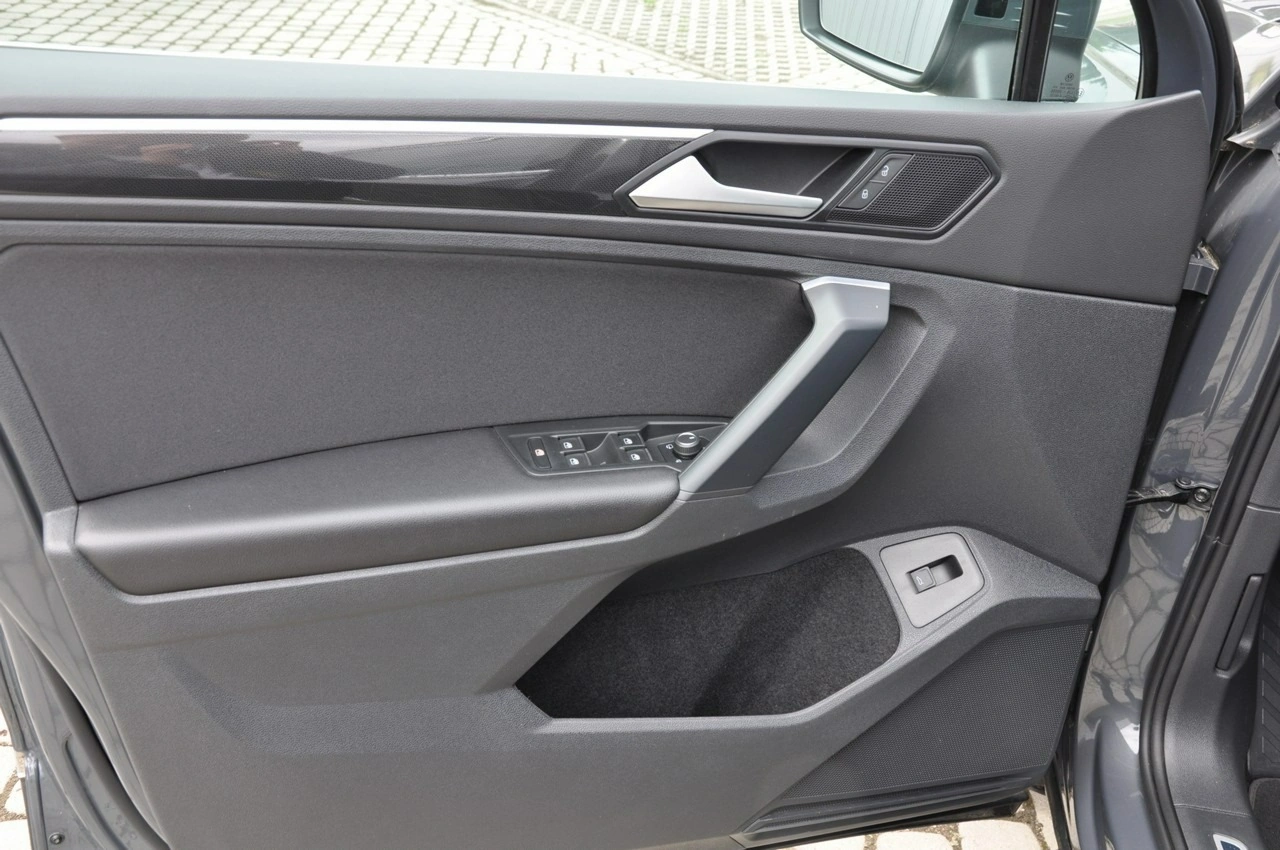 Volkswagen Tiguan - Zdjęcie 10