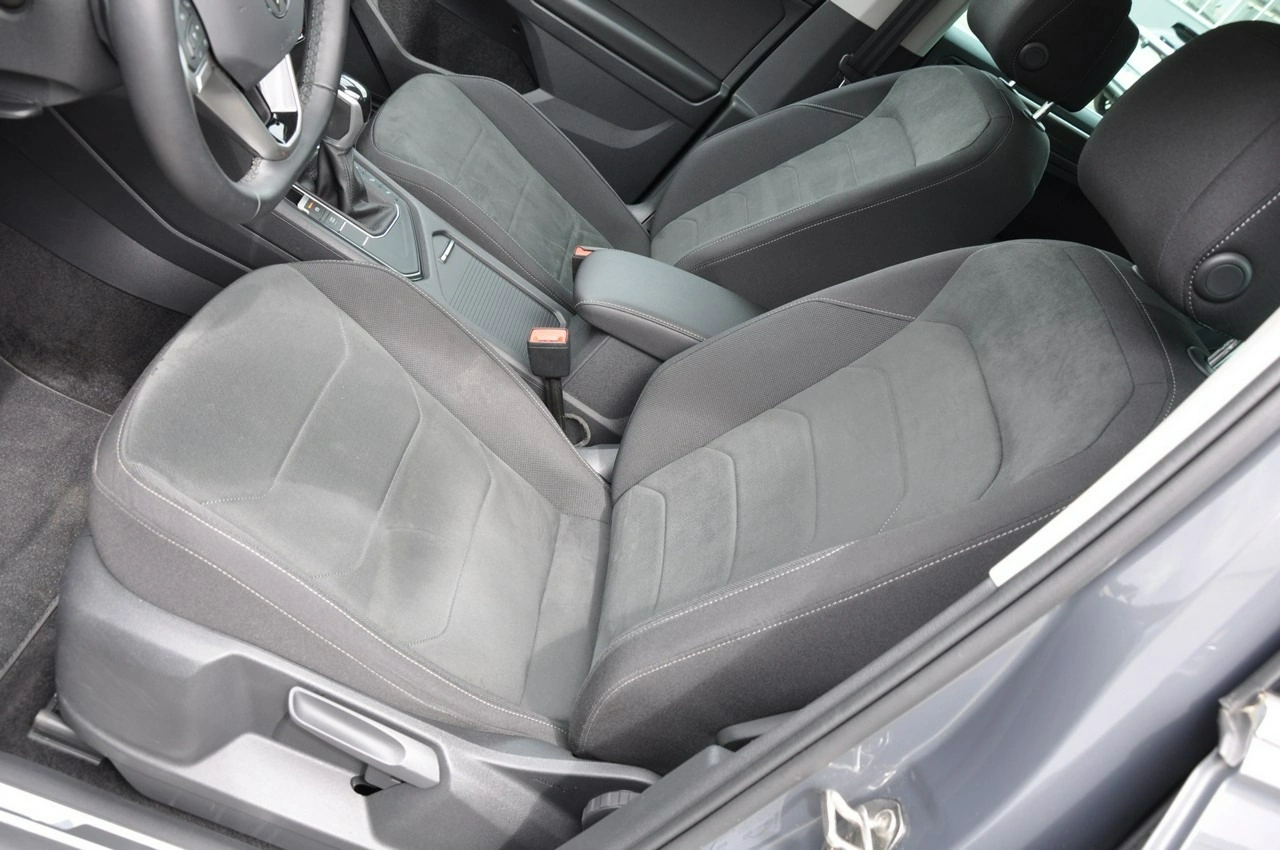 Volkswagen Tiguan - Zdjęcie 11