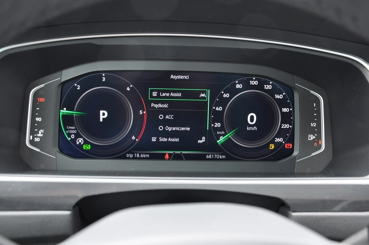Volkswagen Tiguan - Zdjęcie 13