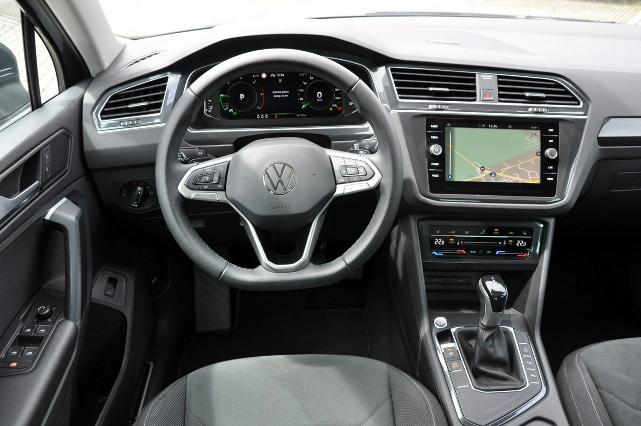 Volkswagen Tiguan - Zdjęcie 29