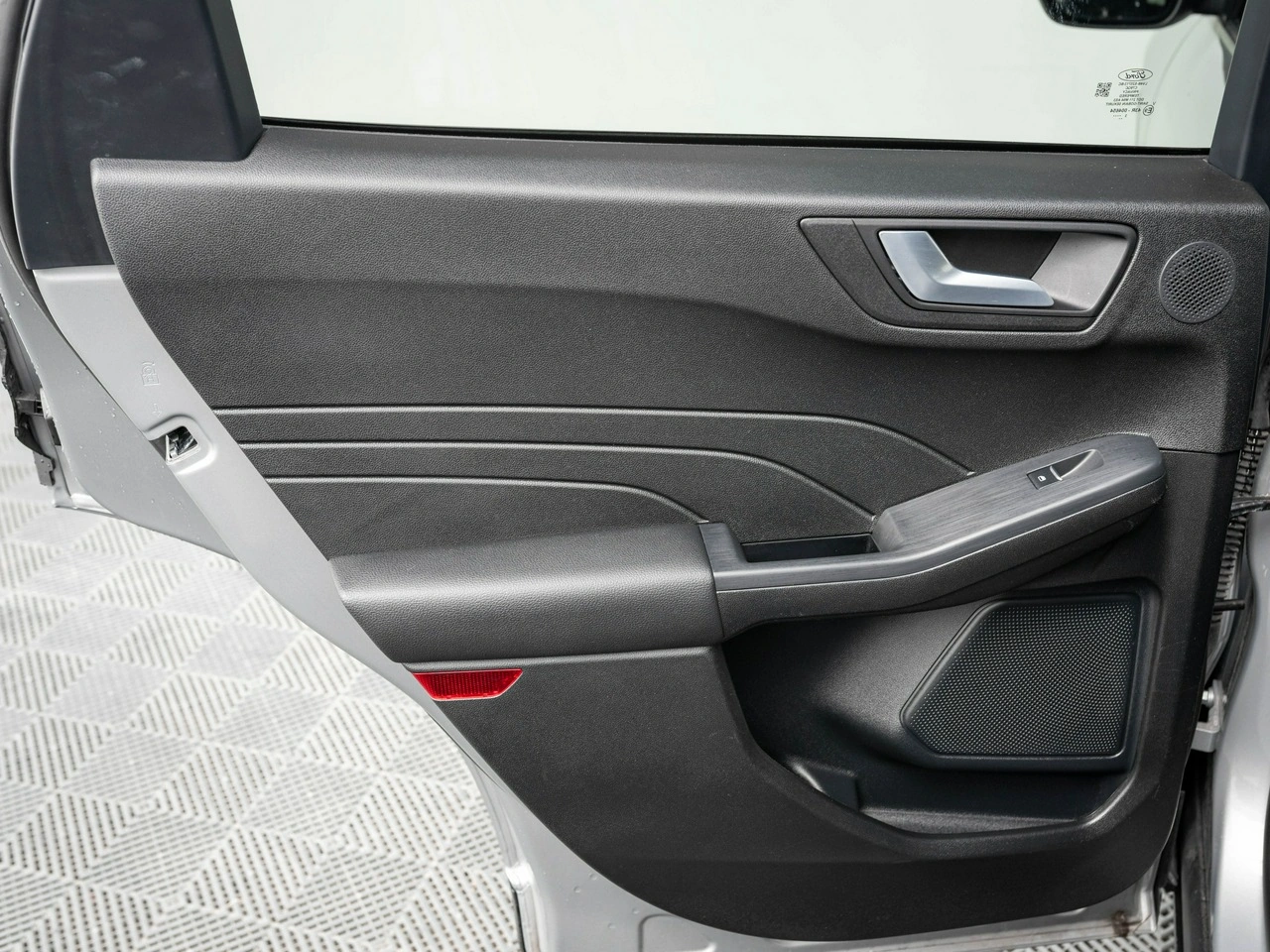 Ford Kuga - Zdjęcie 24