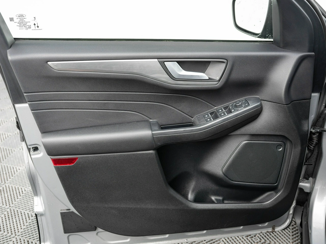 Ford Kuga - Zdjęcie 8
