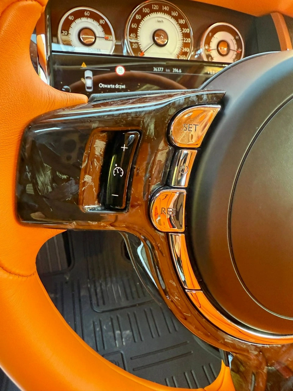 Rolls-Royce Wraith - Zdjęcie 28
