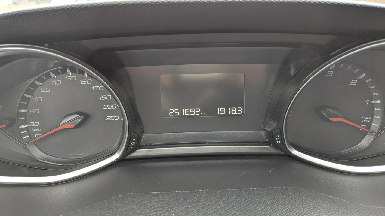 Peugeot 308 SW - Zdjęcie 24