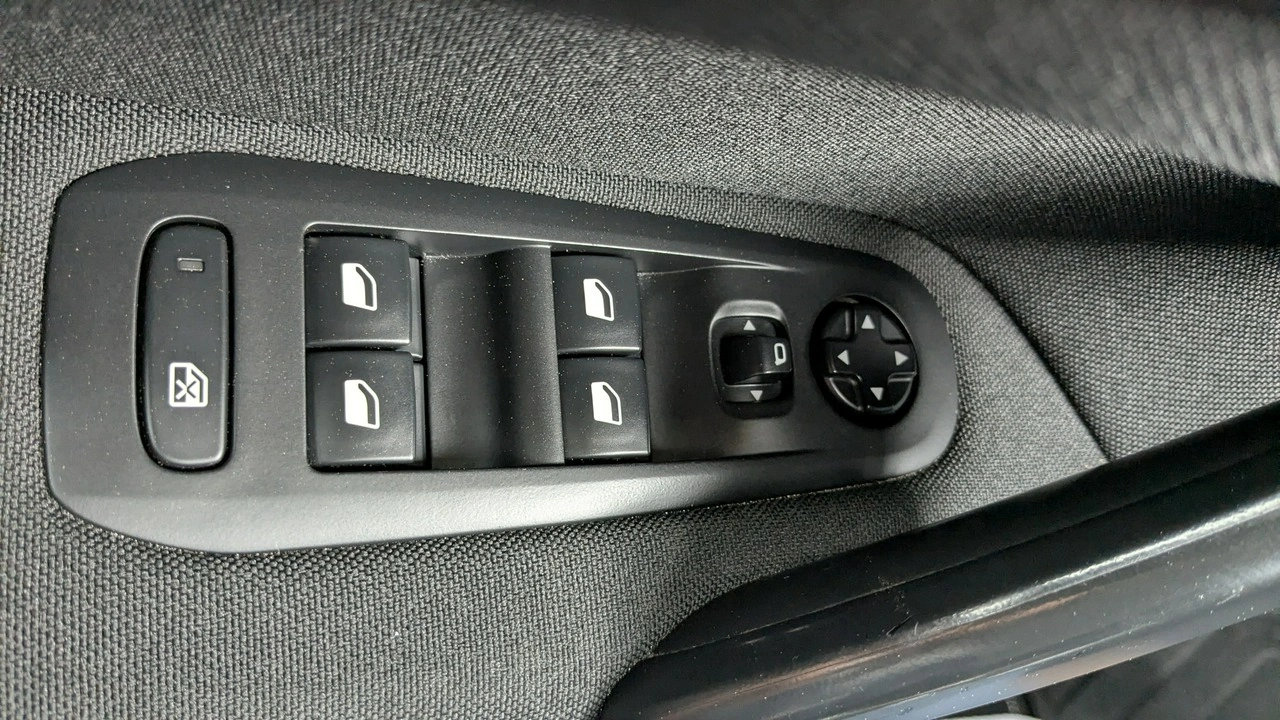 Peugeot 308 SW - Zdjęcie 35