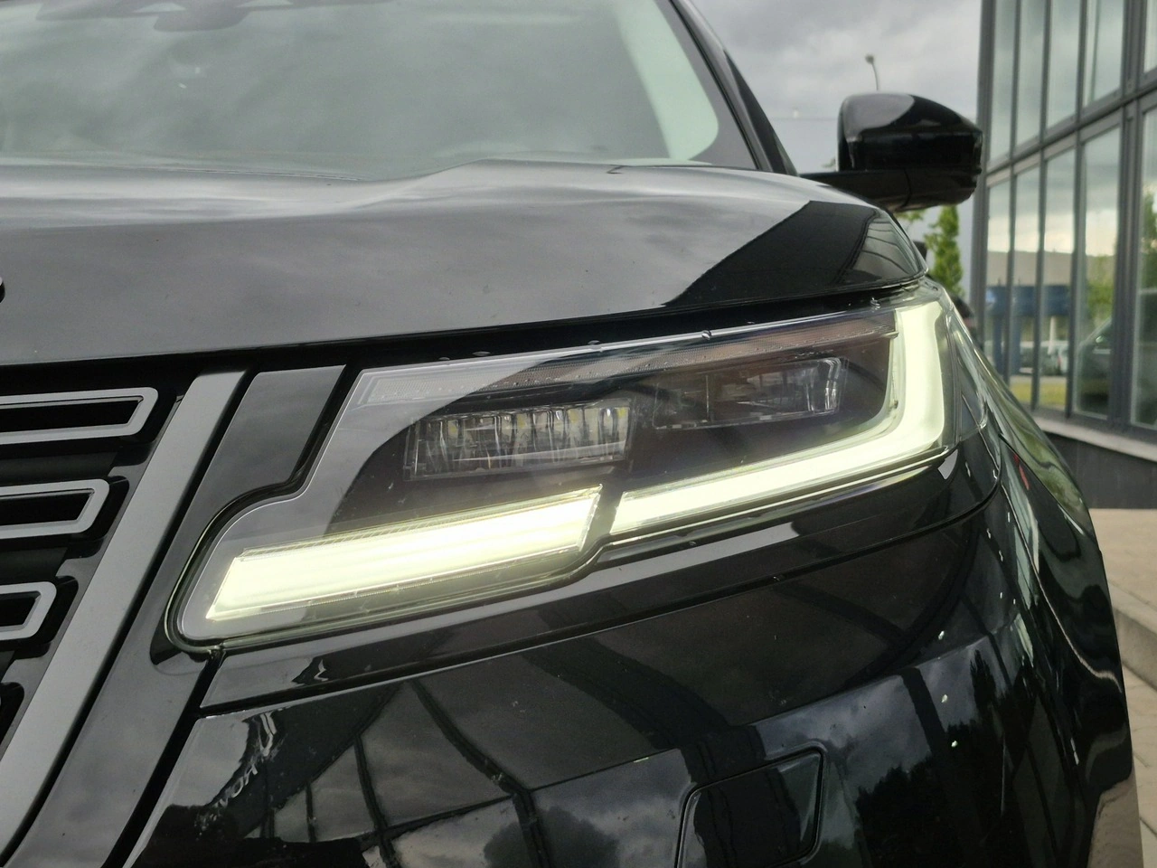 Land Rover Range Rover Velar - Zdjęcie 14