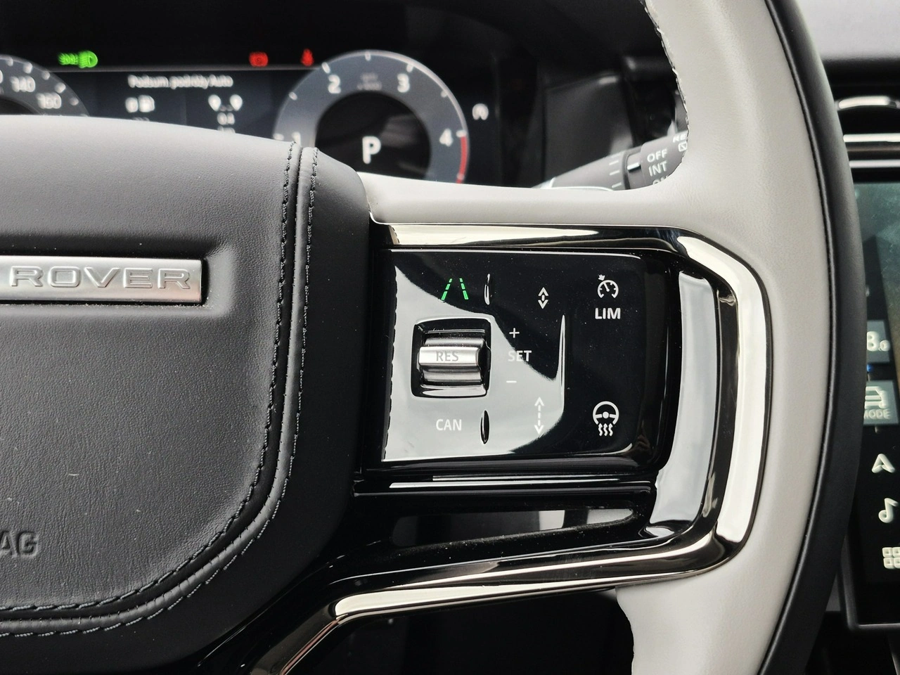 Land Rover Range Rover Velar - Zdjęcie 30