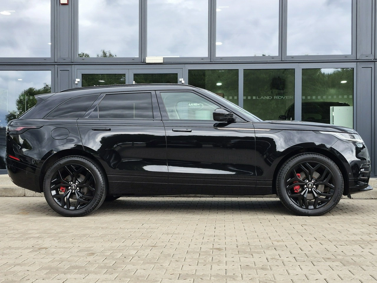 Land Rover Range Rover Velar - Zdjęcie 4