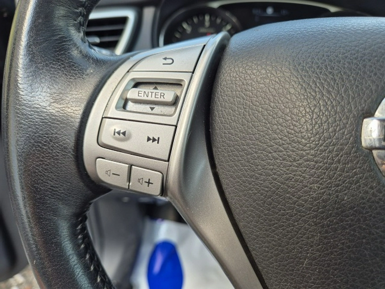 Nissan X-Trail - Zdjęcie 26