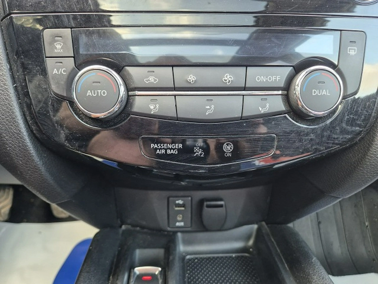 Nissan X-Trail - Zdjęcie 33