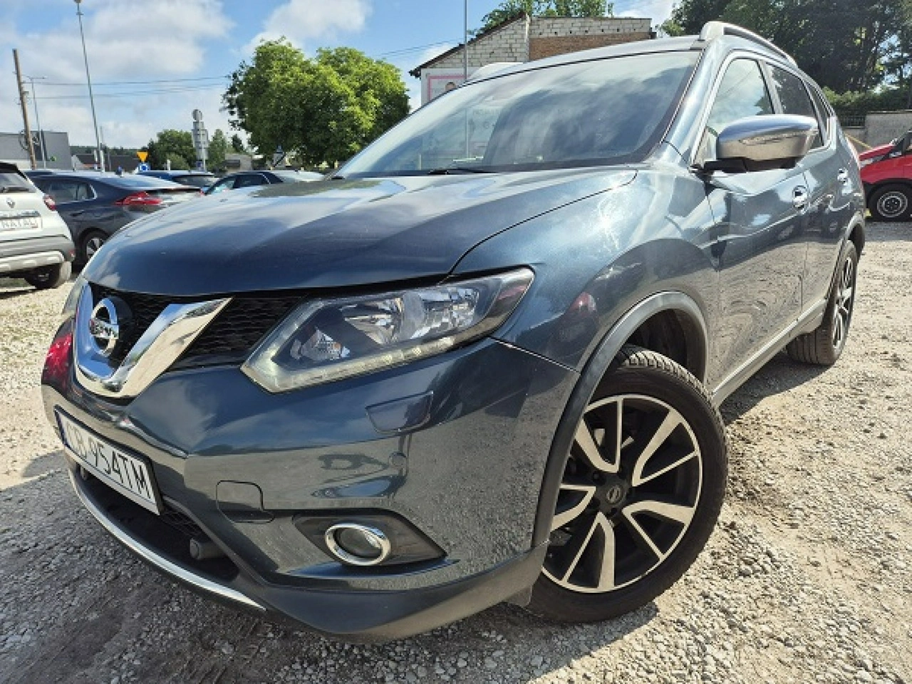 Nissan X-Trail - Główne zdjęcie
