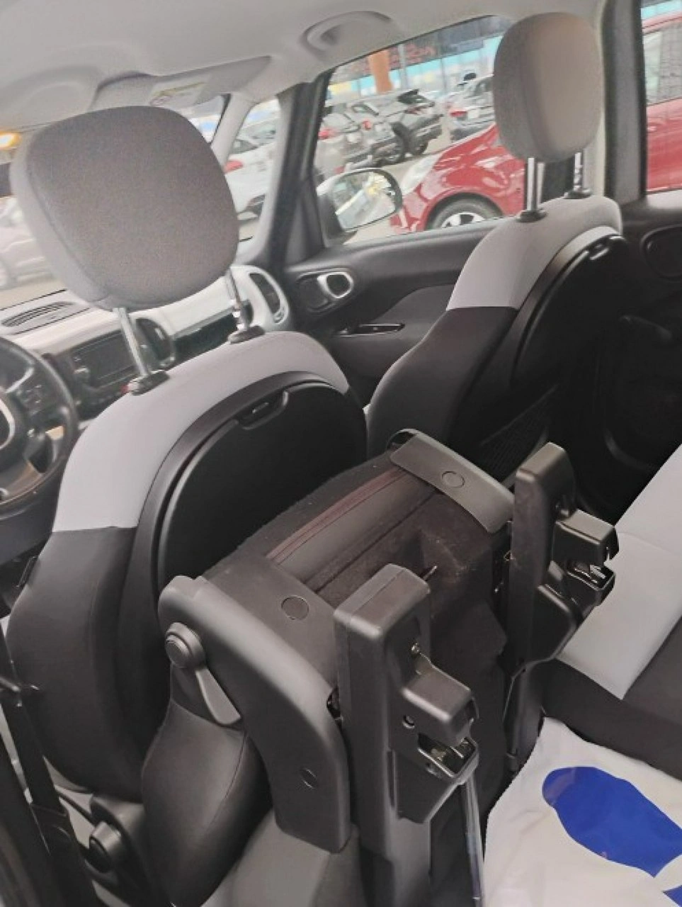 Fiat 500L - Zdjęcie 21