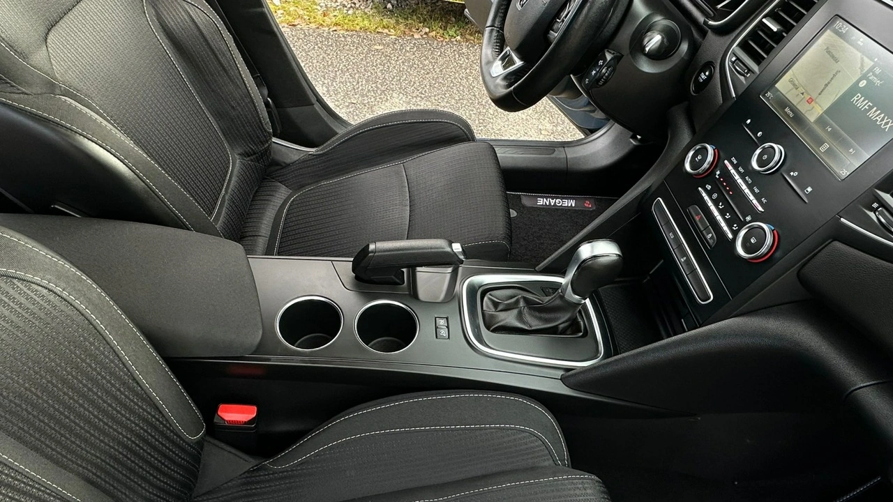 Renault Megane - Zdjęcie 17