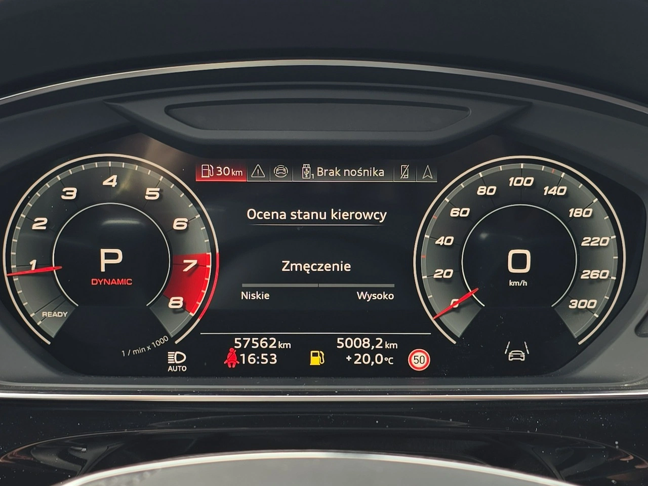 Audi S8 - Zdjęcie 12